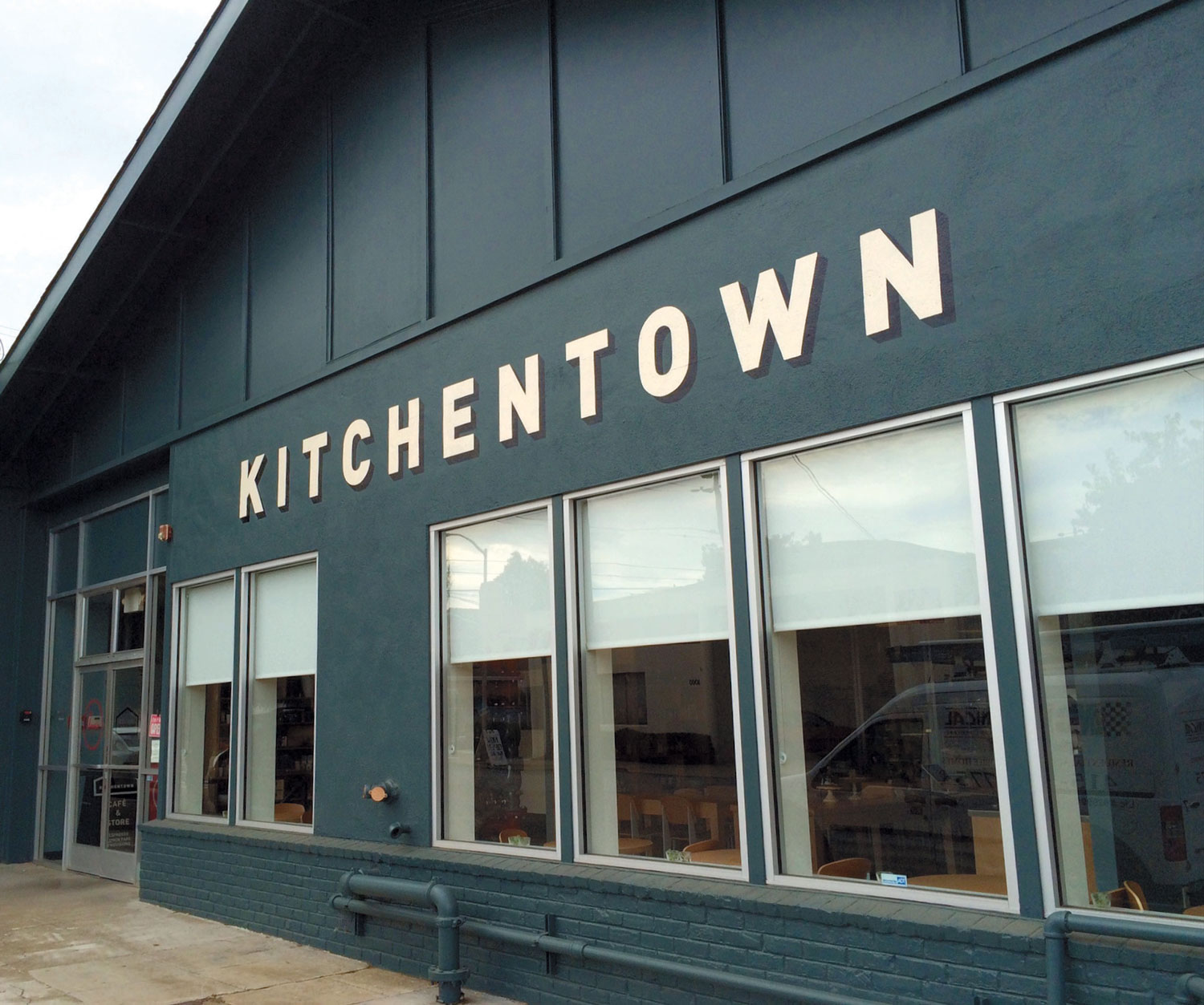 Kitchentown 1 