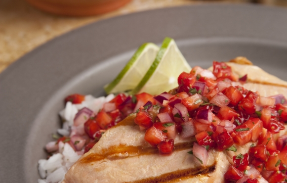 grilled salmon with strawberry salsa